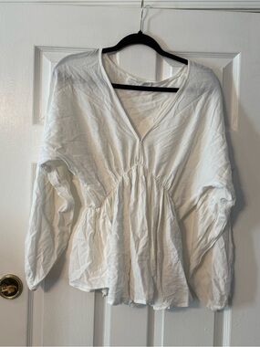 Lavender Sketch White V-Neck Gathered Peplum Blouse